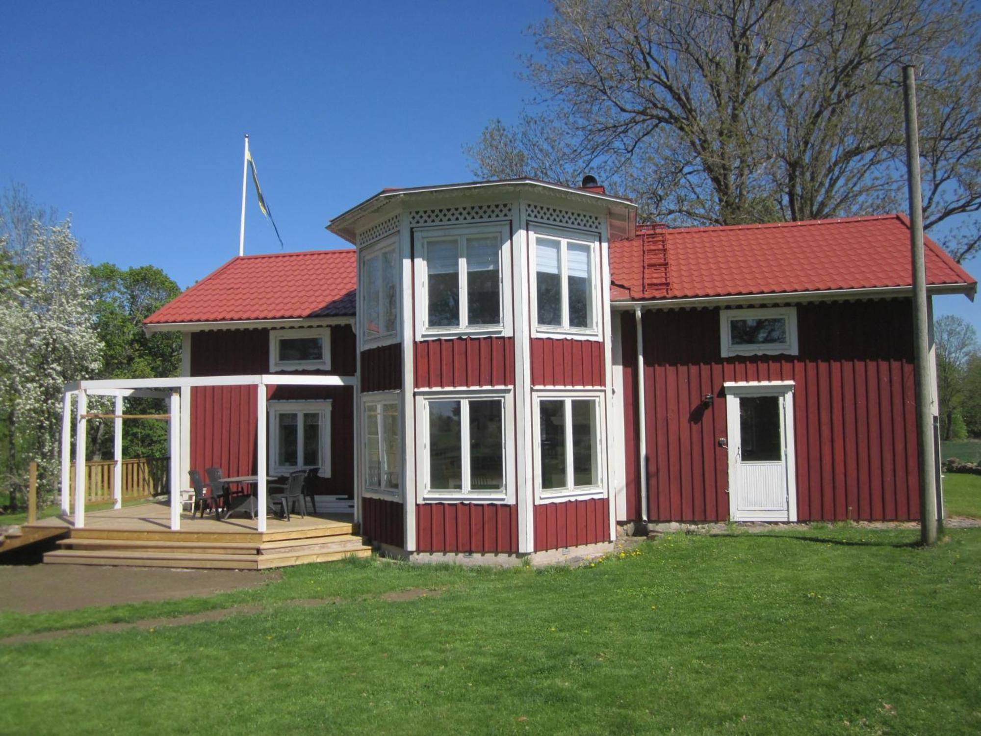 Huldas Gard Villa Med Sjaelvhushall Kumla  エクステリア 写真